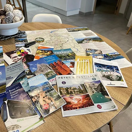 Ideal Curistes, Souvenirs De Provence, T2 Neuf Climatise Appartement