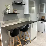 Apartment Ideal Curistes, Souvenirs De Provence, T2 Neuf Climatise