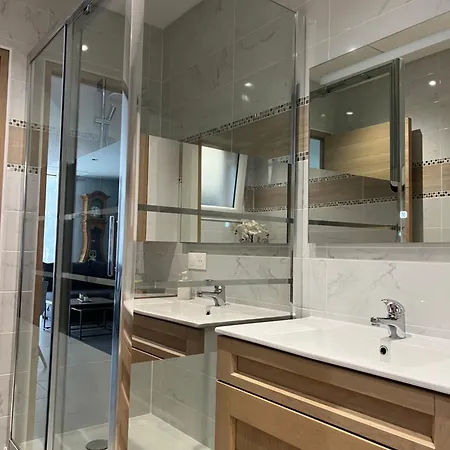 Appartement Idéal Curistes, Souvenirs De Provence, T2 Neuf Climatisé *