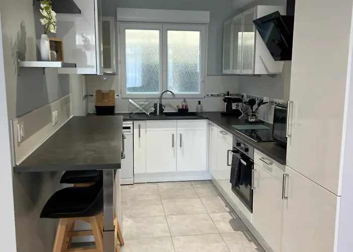 Ideal Curistes, Souvenirs De Provence, T2 Neuf Climatise *